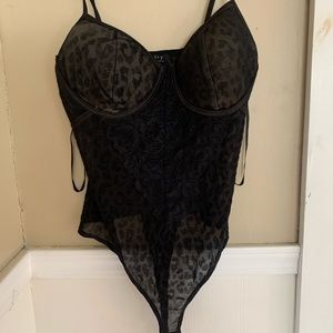 Black cheetah print bodysuit